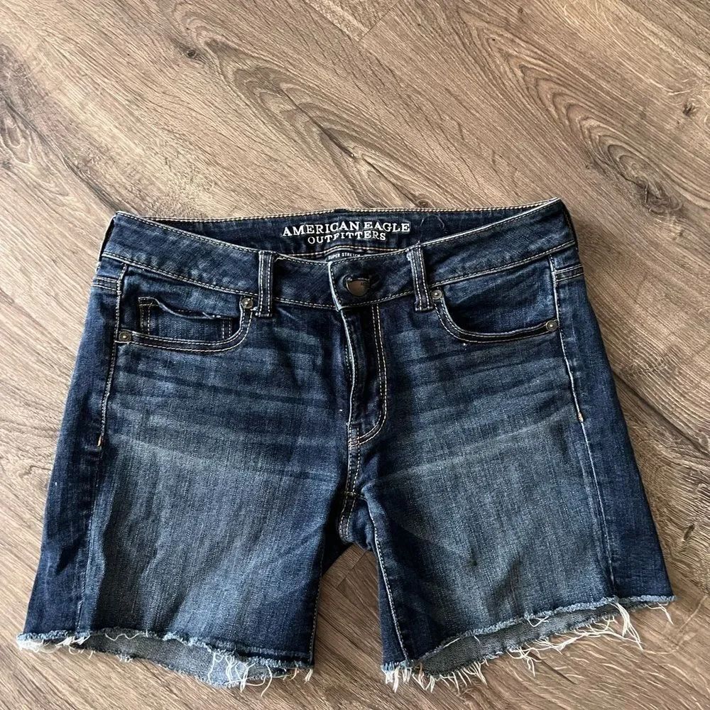American Eagle super stretch denim short size 6